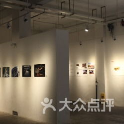 二廠文創(chuàng)公園 重慶文化藝術(shù)新地標(biāo)